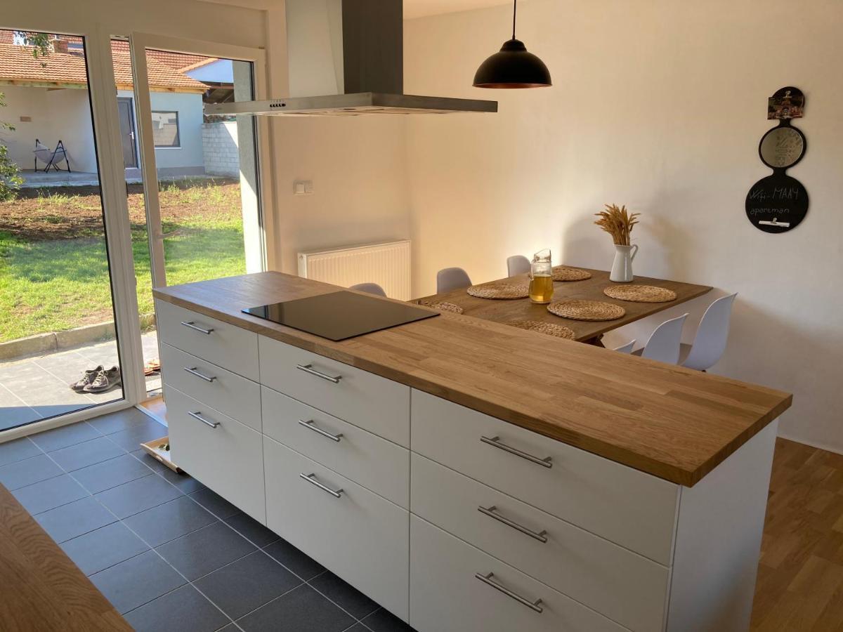 Apartman Maay Hlohovec Ngoại thất bức ảnh